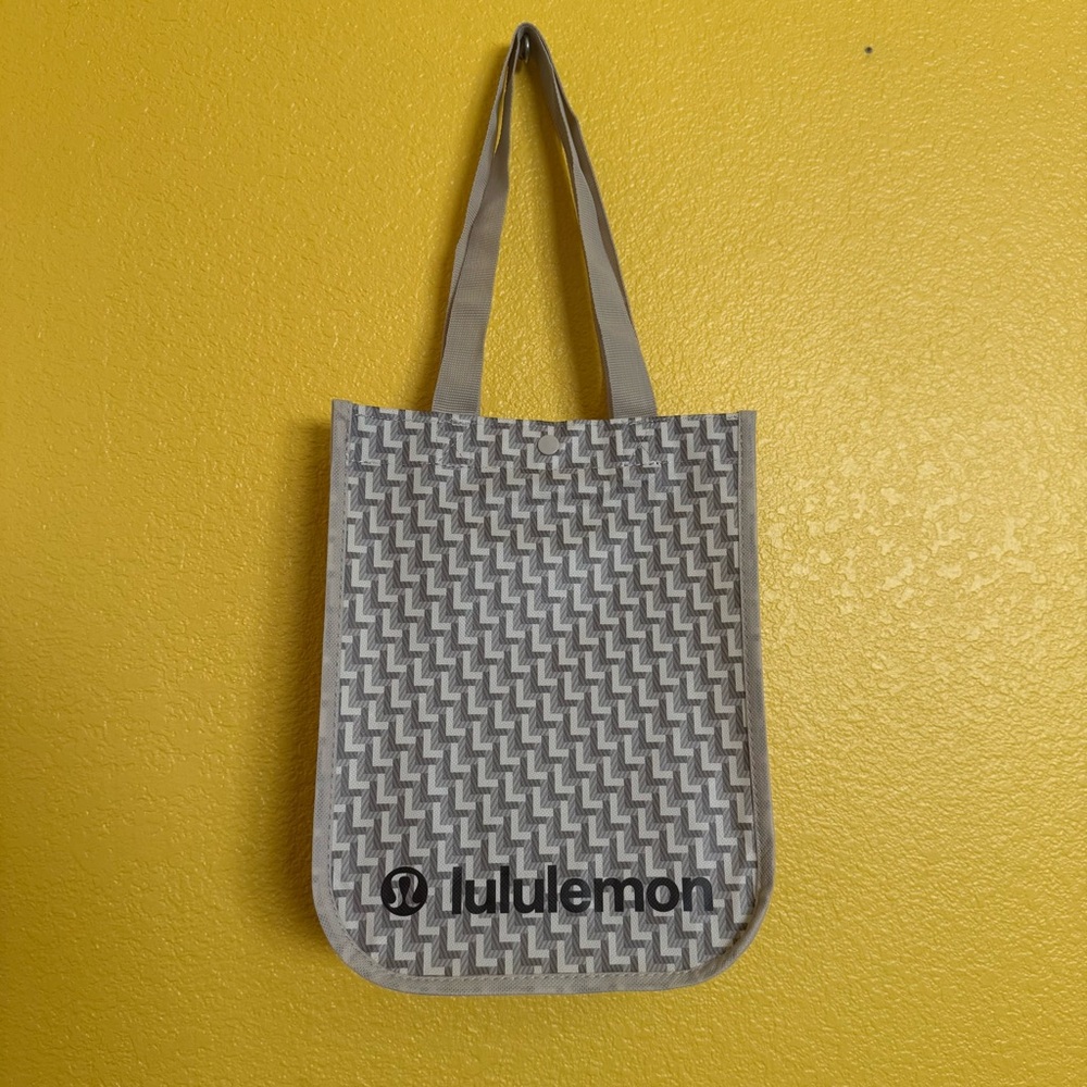 Lululemon Reusable Tote Bag